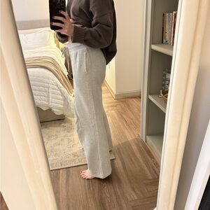 Aritzia Gray Sweatfleece Pants